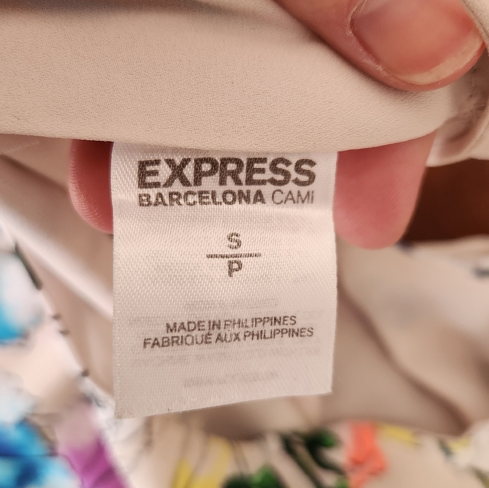 Express Barcelona Floral Cami - Picture 6 of 6